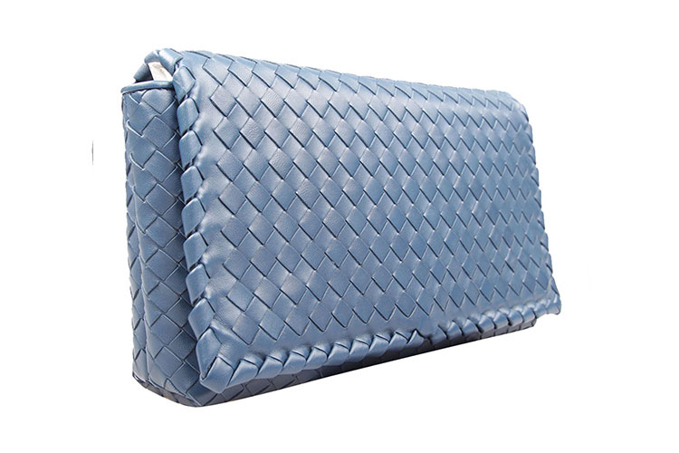 Bottega Veneta/葆蝶家 女士羊皮单肩斜挎包 428136 V0016 4192