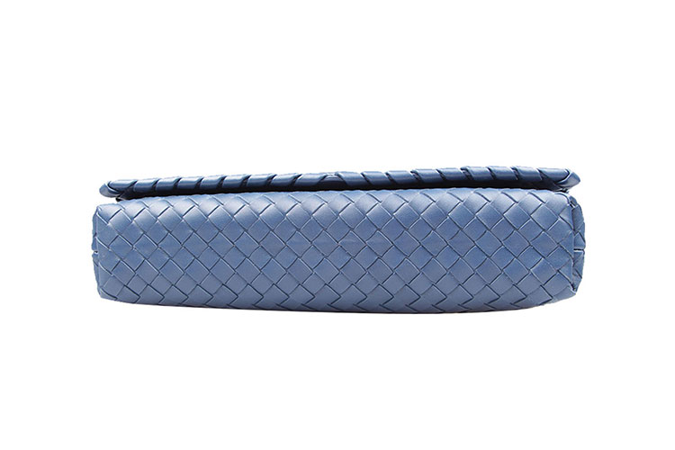 Bottega Veneta/葆蝶家 女士羊皮单肩斜挎包 428136 V0016 4192