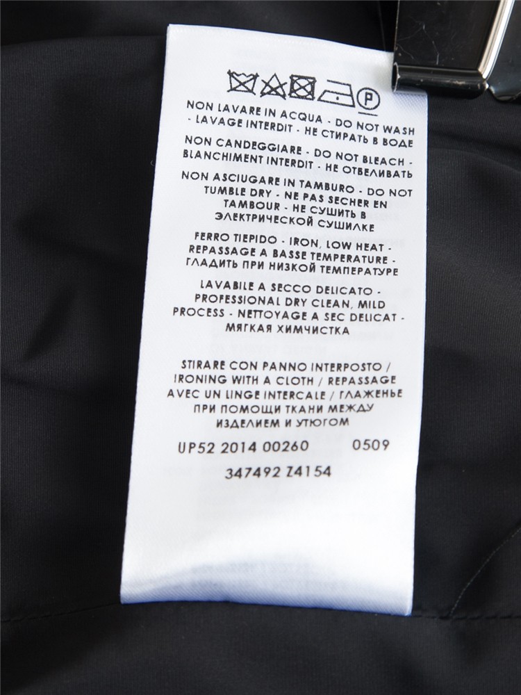 GUCCI/古驰 纯色多兜设计时尚休闲款西装 男士西装