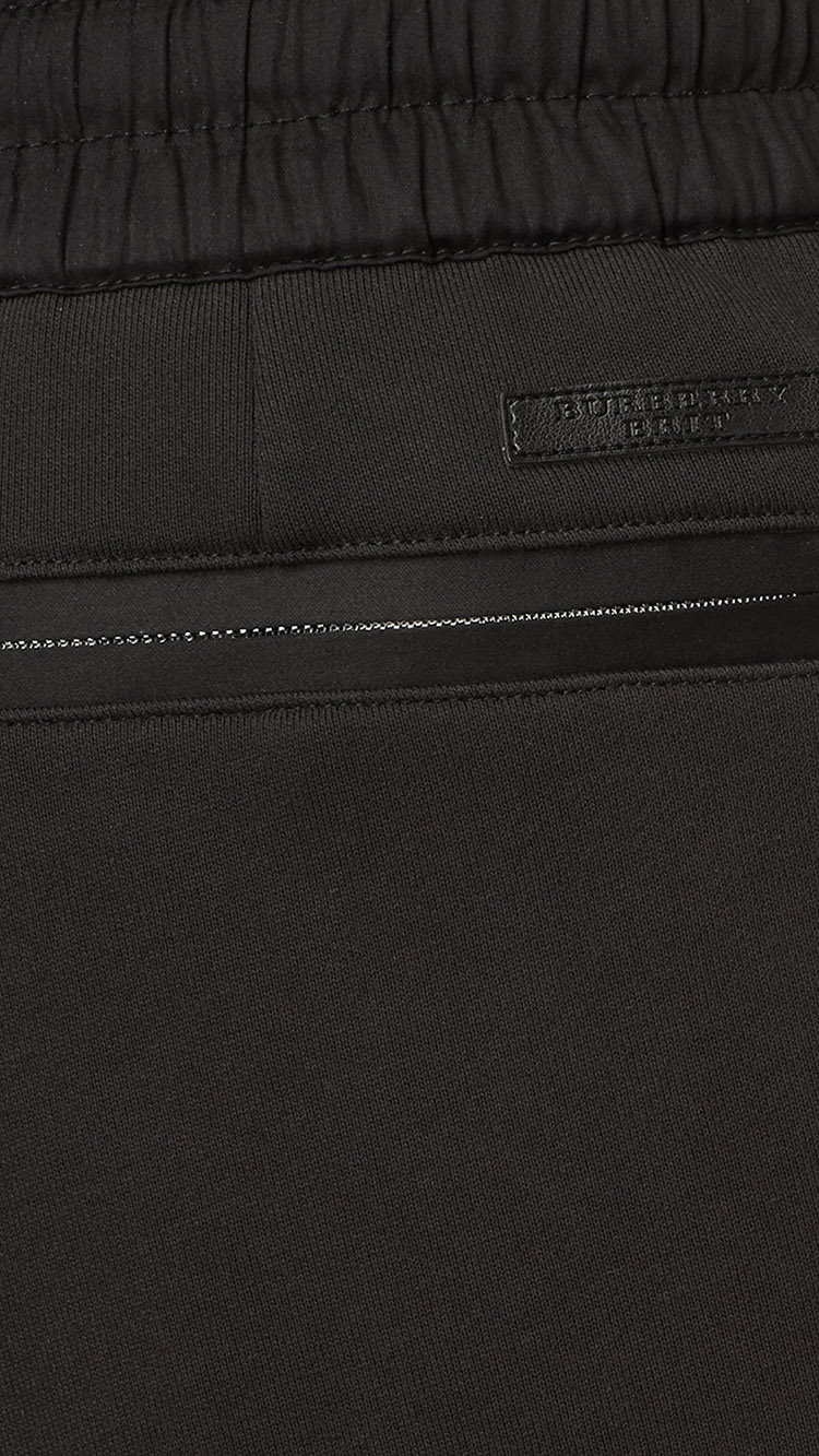 BURBERRY/博柏利 巴宝莉新款男士运动休闲长裤棉质修身卫裤黑色透气裤子 3991397