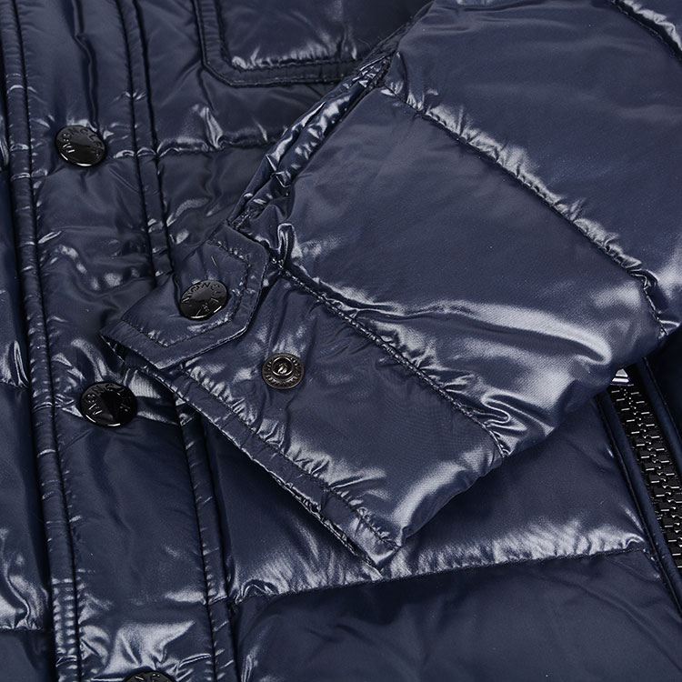 Moncler/蒙克莱 翻领轻柔鹅绒保暖羽绒服 男士外套