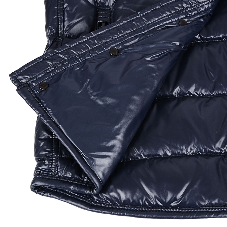 Moncler/蒙克莱 翻领轻柔鹅绒保暖羽绒服 男士外套
