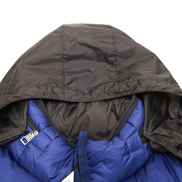 Moncler/蒙克莱 鹅绒多口袋保暖羽绒服 男士外套