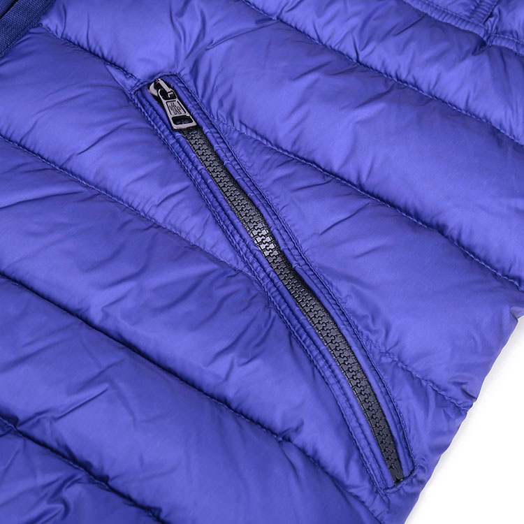 Moncler/蒙克莱 鹅绒多口袋保暖羽绒服 男士外套