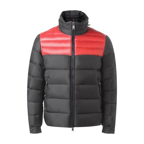 【大陆现货秒发】 经典羽绒服 Moncler/蒙克莱 涤纶拼接隐藏式连帽男士羽绒服 男士外套 大衣 棉服