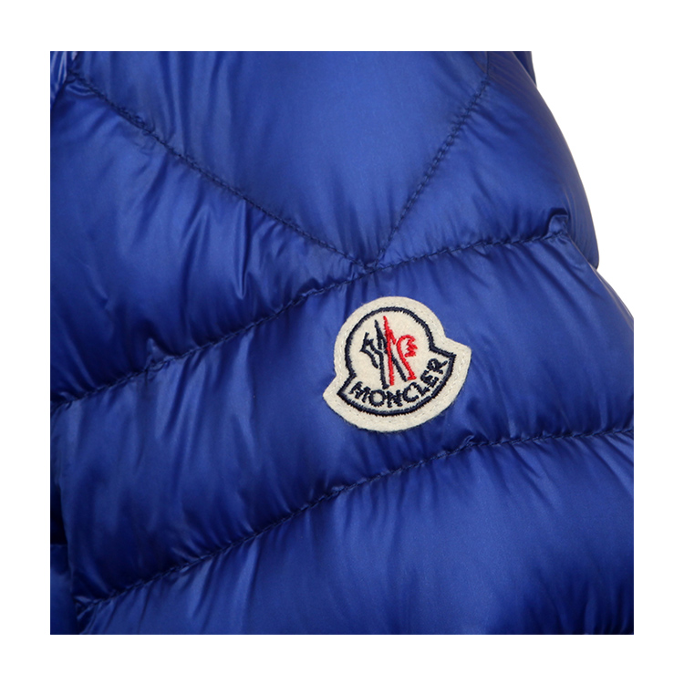 Moncler/蒙克莱 立领纯色羽绒服 B1 091 4132999 53279 男士羽绒服