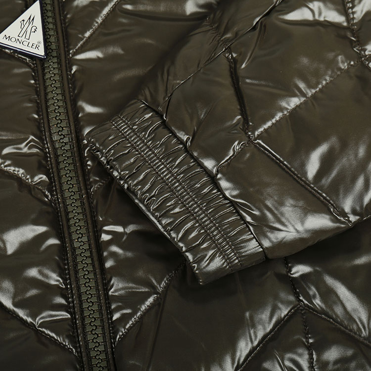 Moncler/蒙克莱 鹅绒连帽拉链羽绒服 男士外套