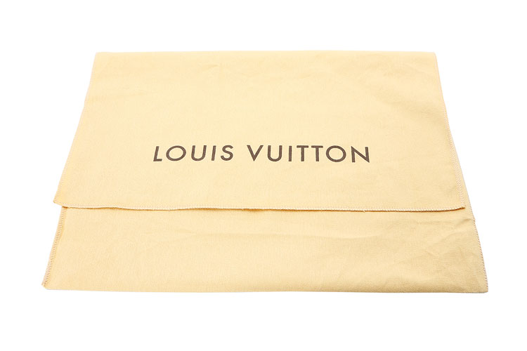 Louis Vuitton/路易威登 新款白棋格内拼樱花粉色女士邮差包 帆布/配皮 N41581