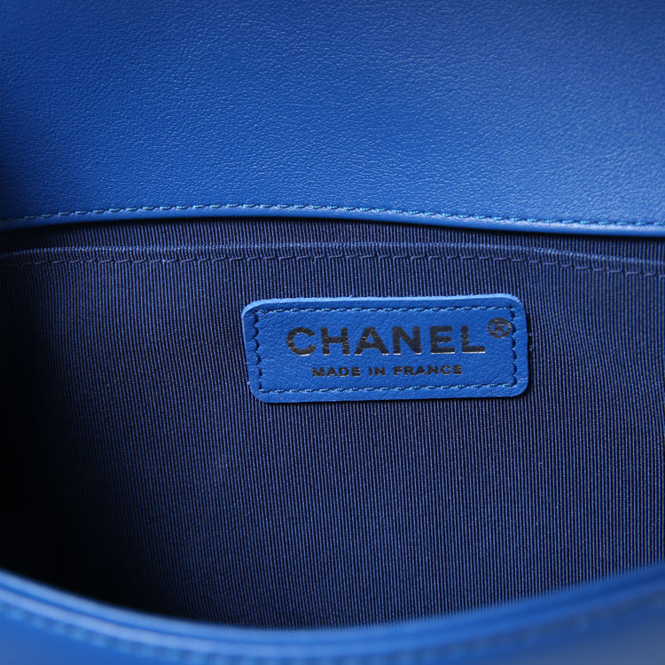 CHANEL(香奈儿) 蓝色皮质斜挎包 Leboy 中号