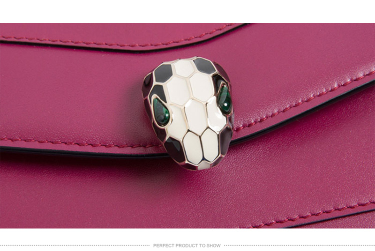 BVLGARI/宝格丽 女士宝石红小牛皮钱包 281297