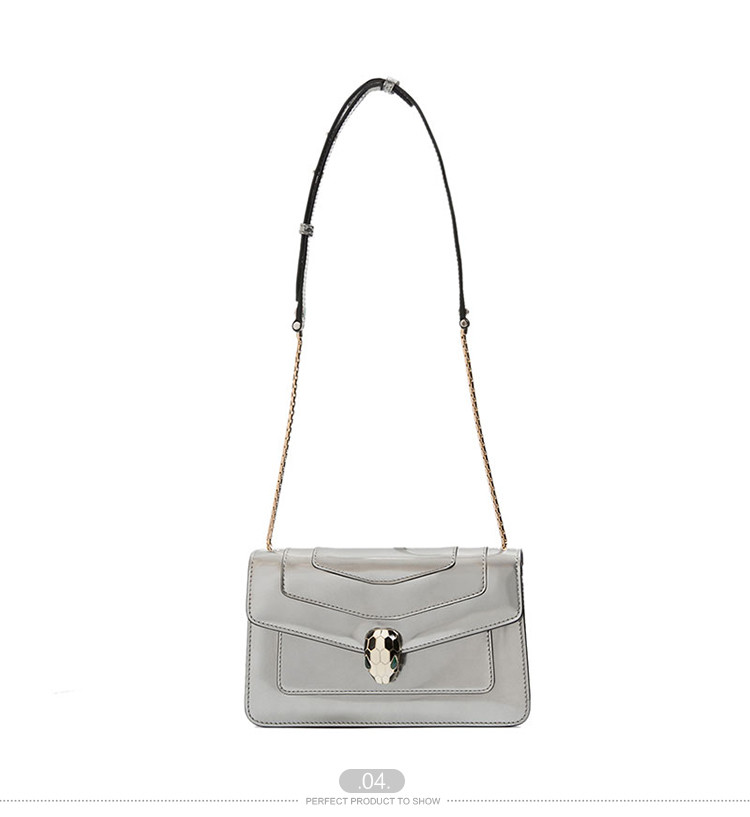 BVLGARI/宝格丽 女士银色小牛皮斜挎包 39796