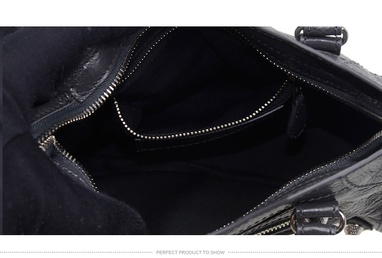 Balenciaga/巴黎世家 女士灰色羊皮机车手提包 #309544 D94JN 1160