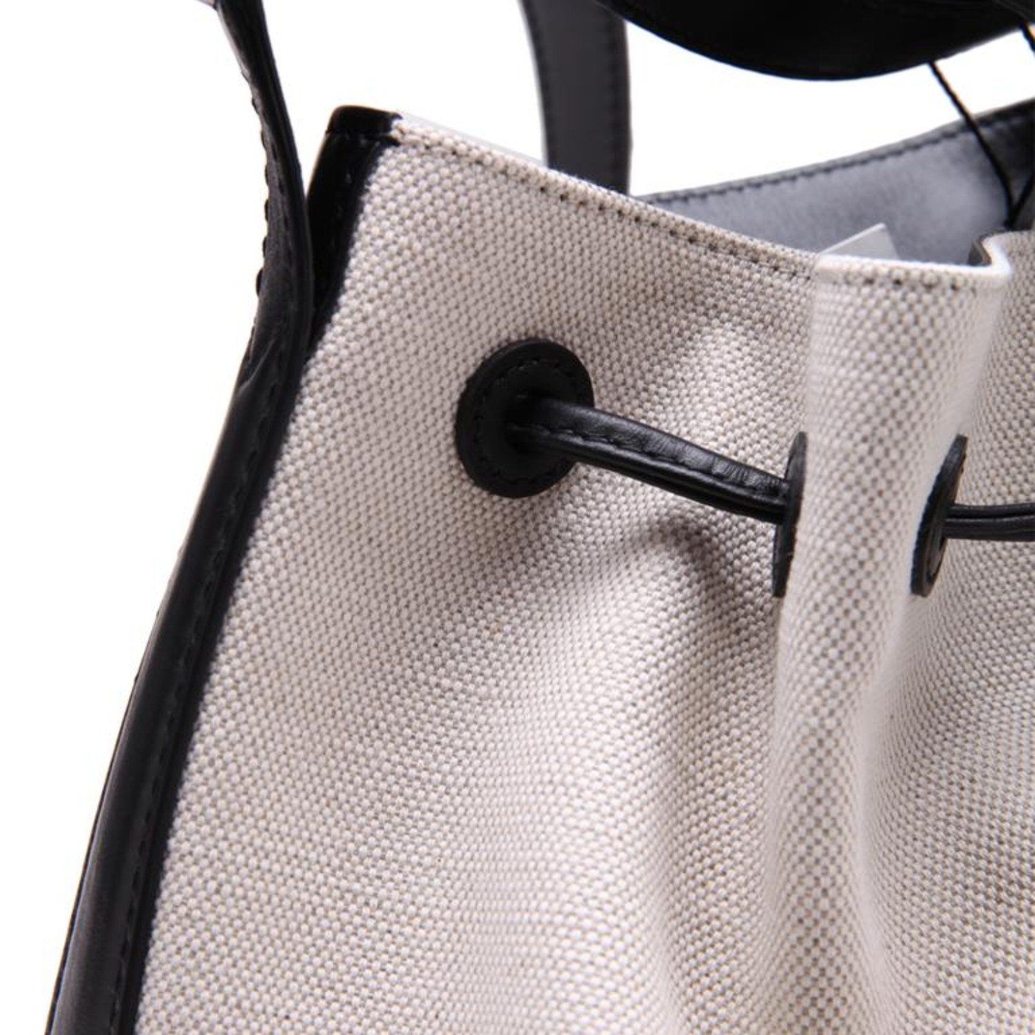 【包邮包税】Balenciaga/巴黎世家 女士米白色帆布配皮单肩斜挎水桶包Backpacks 409000 AQ37N 1080