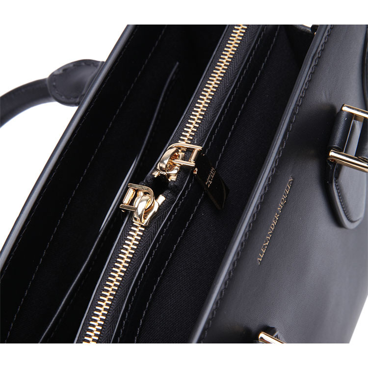 Alexander McQueen/亚历山大麦昆牛皮材质纯色女士手提单肩两用包,440919DNL0G 1000 WOMEN BAG