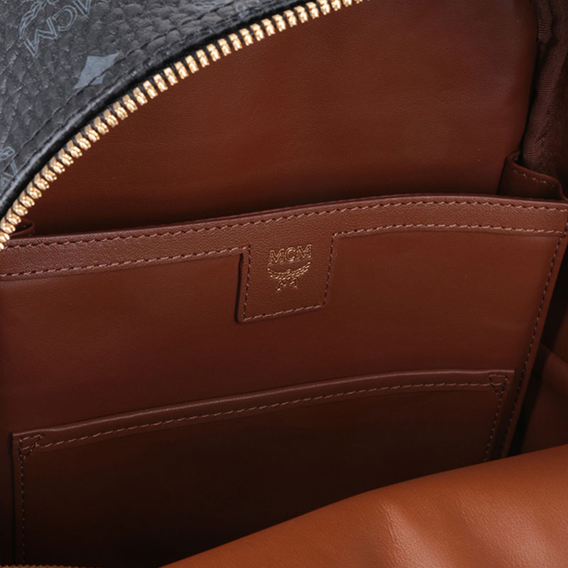 【包邮包税】MCM/MCM 女士黑色牛皮铆钉中号双肩包Backpacks MMK6SVE80 BK001