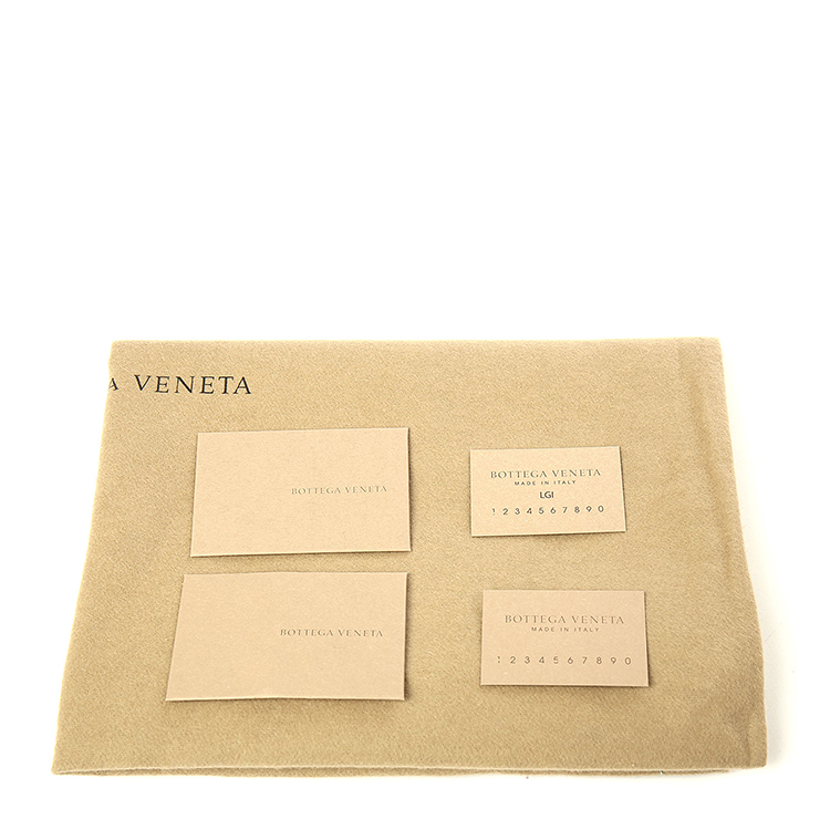 Bottega Veneta/葆蝶家 编织牛皮男士两用单肩斜挎包 藏蓝色