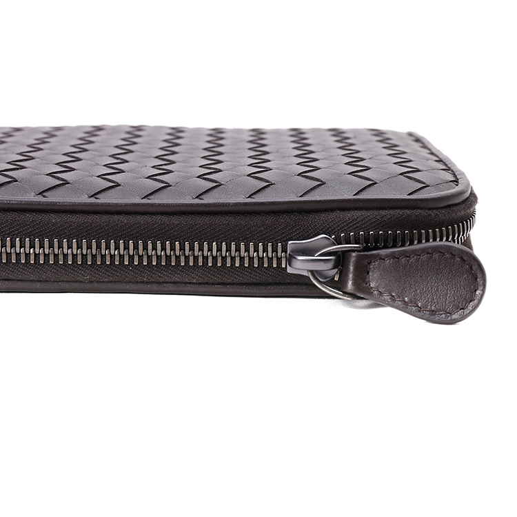 Bottega Veneta/葆蝶家 深棕色编织羊皮男士长款拉链手包 #311263 V4651 1000 职场绅士首选