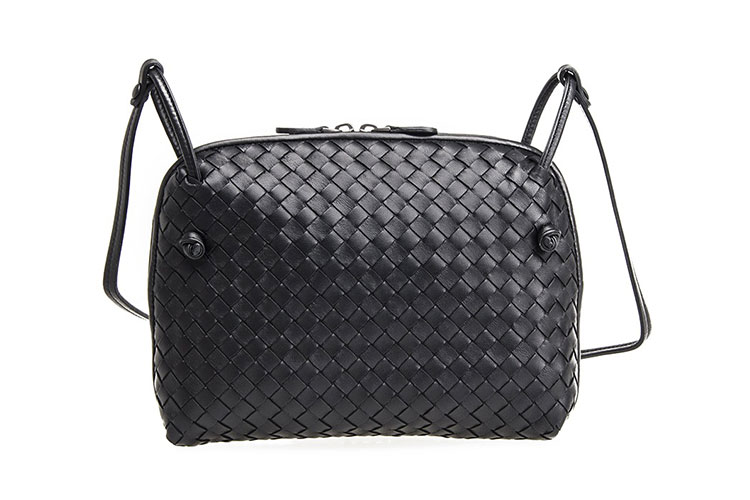 Bottega Veneta/葆蝶家 羊皮女士单肩斜挎包 245354 V0016 8175