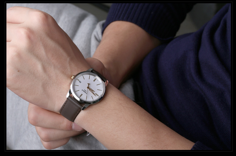 TISSOT/天梭 经典系列石英男表 T033.410.26.011.01
