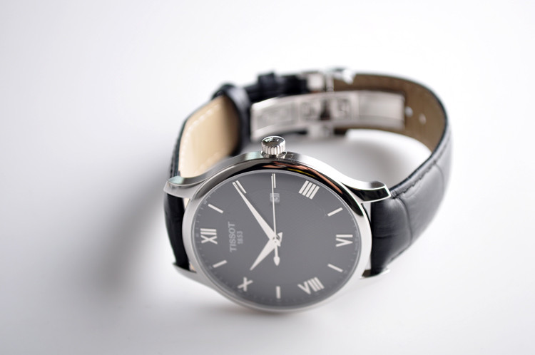 TISSOT/天梭俊雅系列石英男士手表【T063.610.16.058.00】全球联保