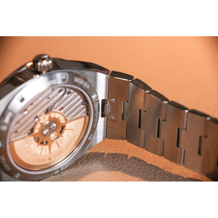 Vacheron Constantin/江诗丹顿纵横四海系列男士机械腕表4500V/110A-B128