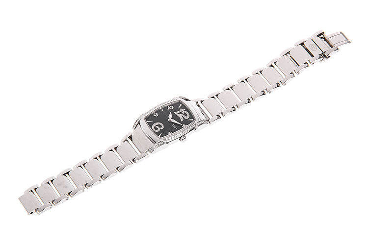 Parmigiani Fleurier(帕玛强尼) KALPAPICCOLA系列女士石英腕表
