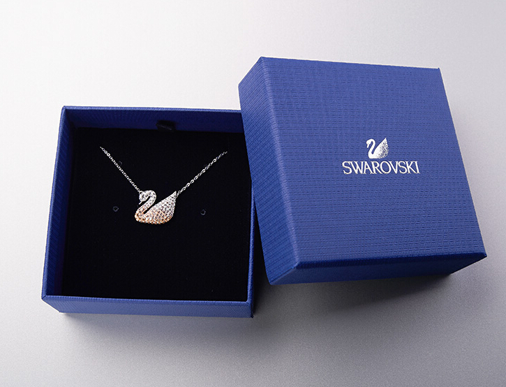 Swarovski/施华洛世奇 渐变天鹅大号 5215034
