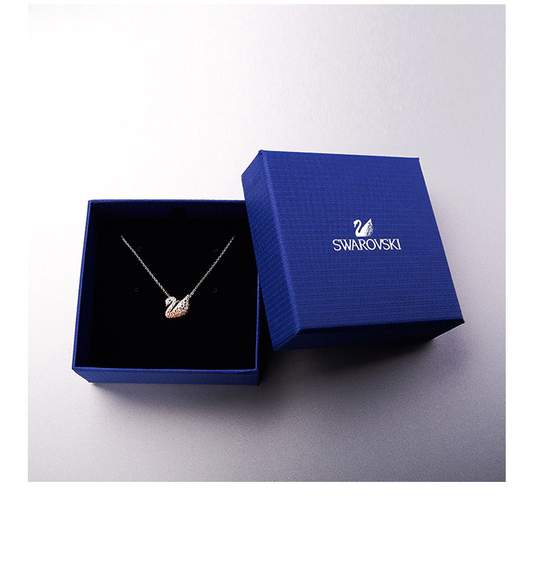 Swarovski/施华洛世奇 新款渐变水晶天鹅锁骨项链小号 5215038