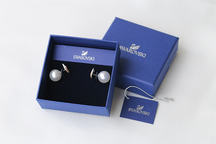 Swarovski/施华洛世奇 渐变天鹅耳环 5215037