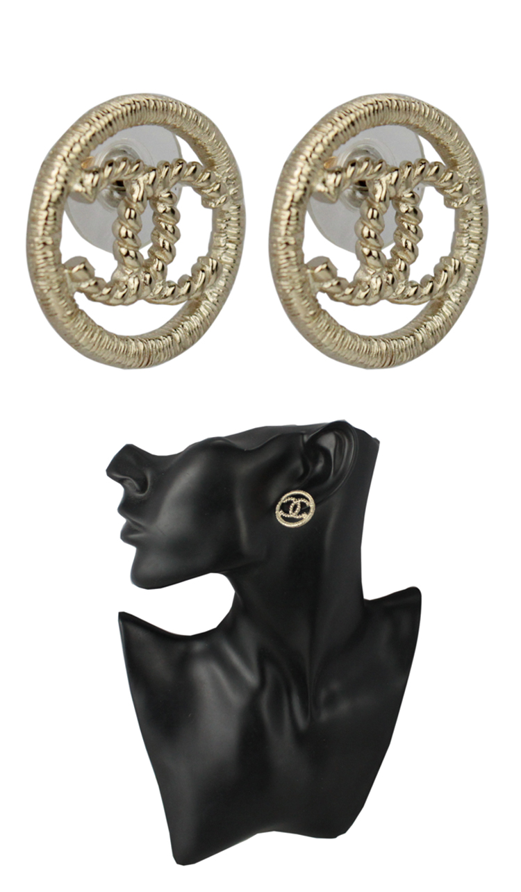 CHANEL/香奈儿 女士大号淡金色圆形双C LOGO耳钉