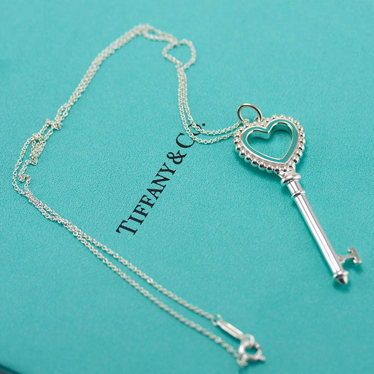 Tiffany & Co./蒂芙尼 Keys系列 Heart key蓝色珐琅桃心钥匙吊坠项链 TGRP04519