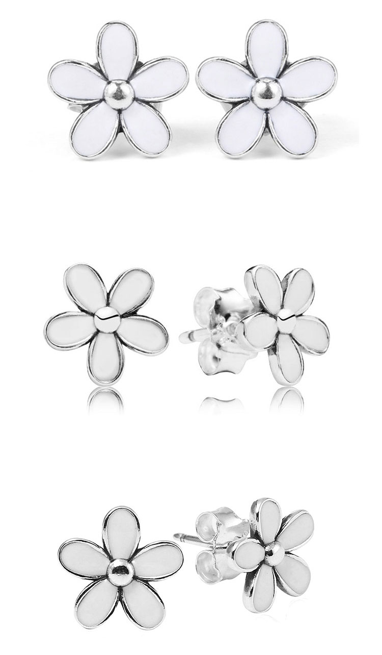 PANDORA/潘多拉 白色珐琅雏菊耳钉290538EN12