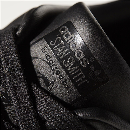 adidas 黑色 STAN SMITH 皮革透气运动鞋 M20327