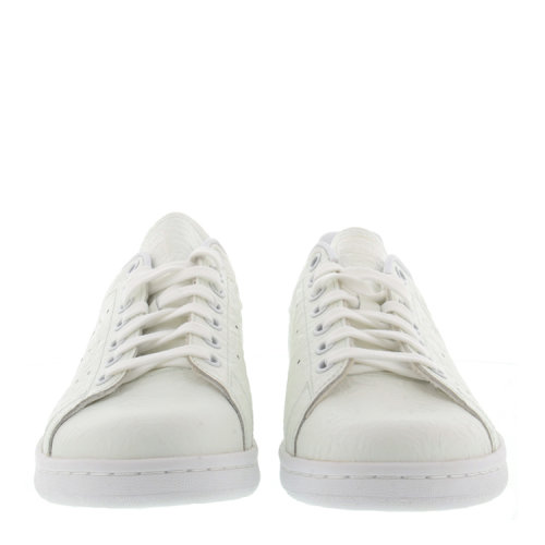 adidas/阿迪达斯 女士 真皮 logo点缀 针孔装饰 运动鞋 BR