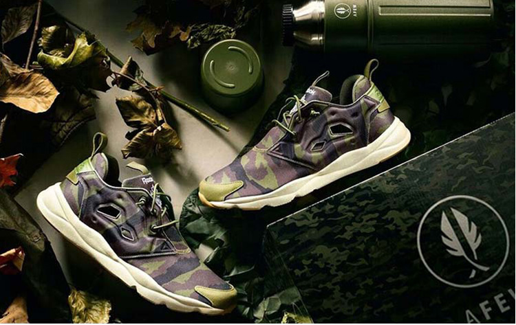 REEBOK/锐步 织物拼接 INSTAPUMP FURY ROAD 男士运动鞋