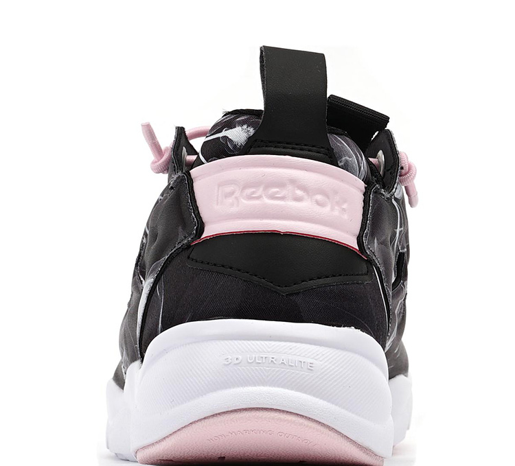 REEBOK/锐步 皮革拼接 FURYLITE GRAPHIC 女士运动鞋