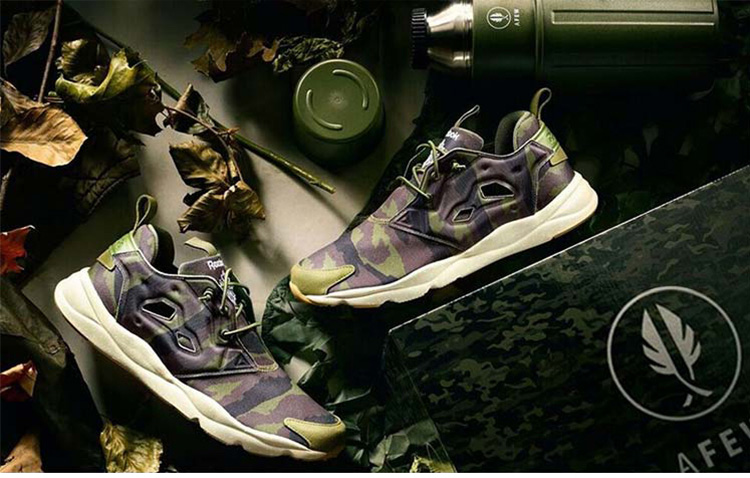 REEBOK/锐步 织物拼接 CL LTHR EB 女士运动鞋