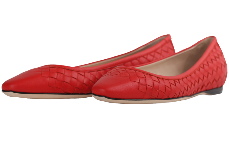 Bottega Veneta/葆蝶家 真皮女士平跟鞋 BV26323220MV72 407066 V0013 6506
