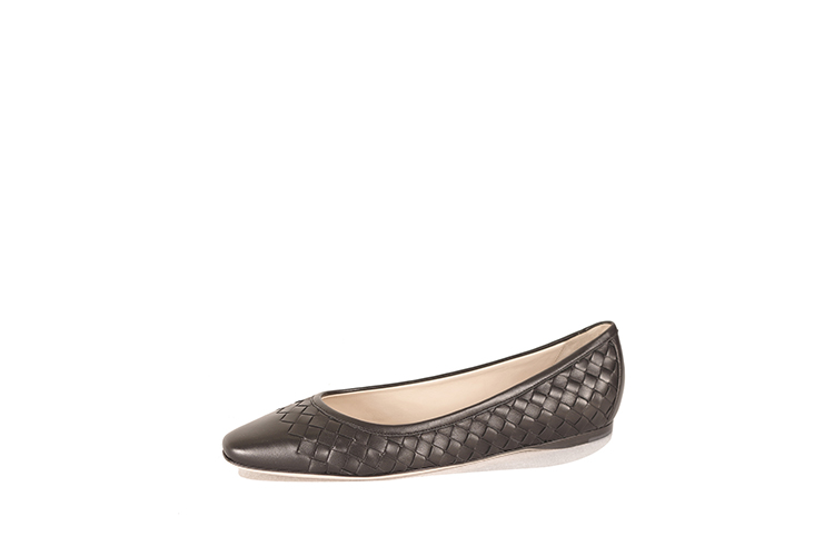 Bottega Veneta/葆蝶家 牛皮女士平跟鞋407066V00131000 黑色 37