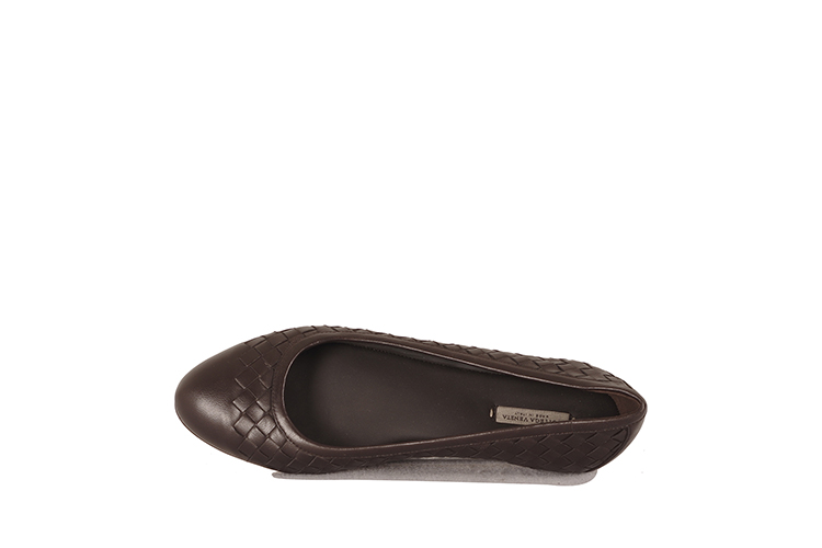 Bottega Veneta/葆蝶家 牛皮女士平跟鞋370132V00132006