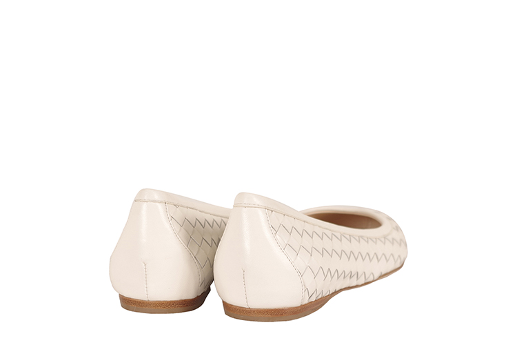Bottega Veneta/葆蝶家 牛皮女士平跟鞋370132V00139000