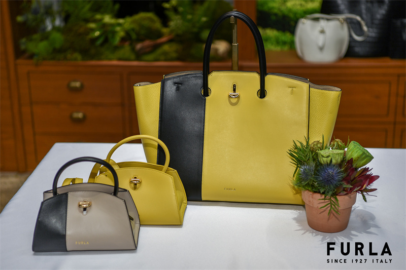 FURLA 2023秋冬系列新品预览 焕新演绎品牌经典