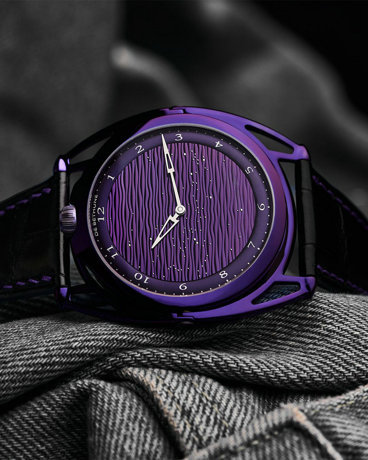 DB28xs Purple Rain腕表彰显独特而鲜明的设计-图2.JPG